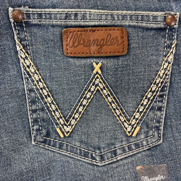 Wrangler Retro Sadie Low Rise Bootcut Jeans Blue Denim Women Size 31x34 New - Picture 4 of 13